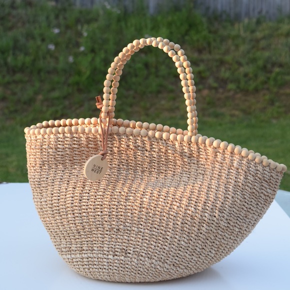 wicker tote
